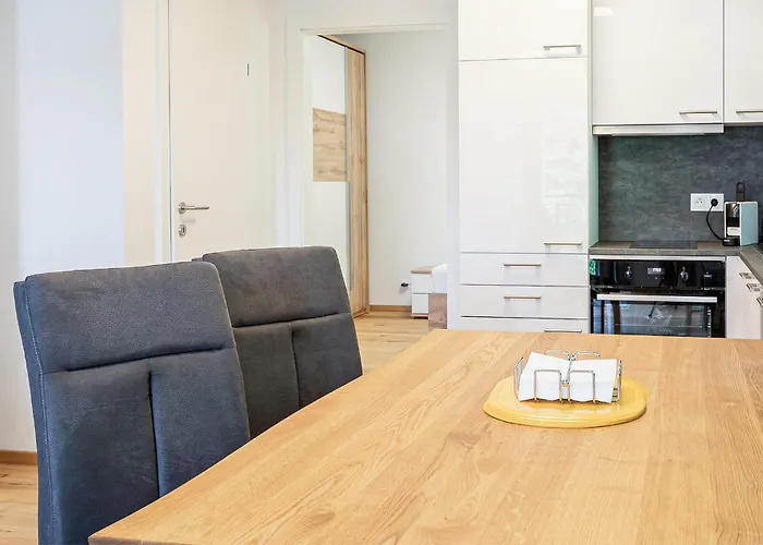 Seeblick-apartment In Velden Appartamento *